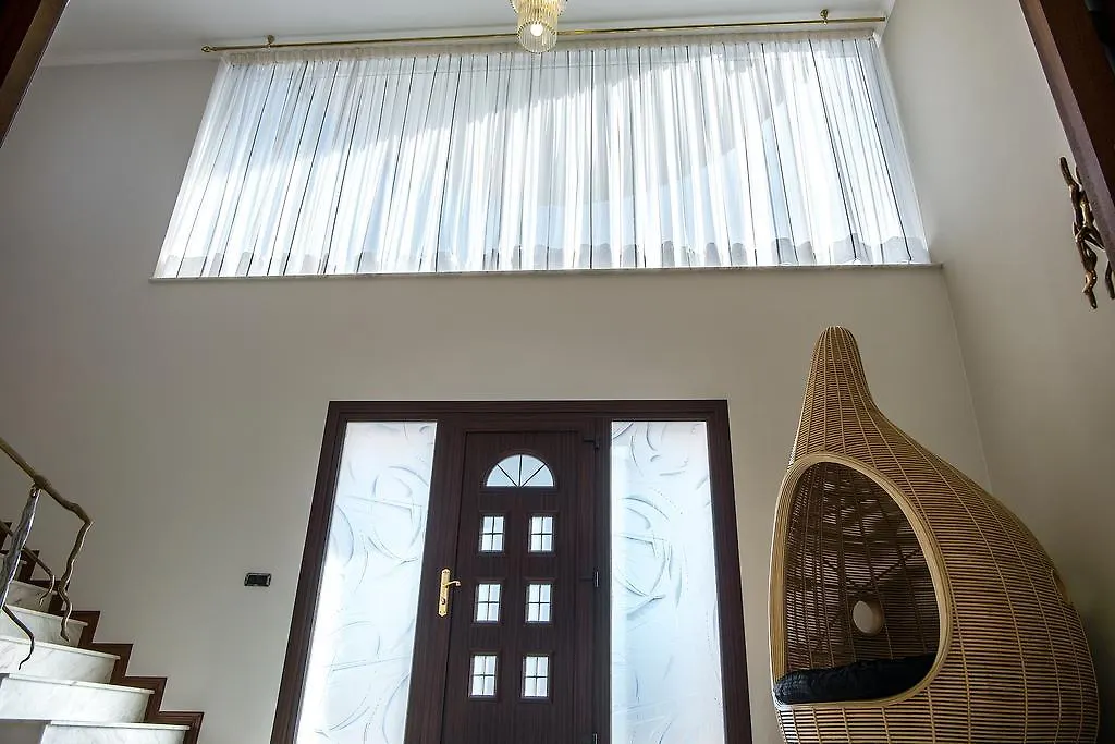 Bed & Breakfast Pani Empuriabrava